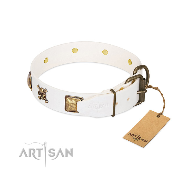 Comfortable wearing full grain natural leather dog collar with stylish design decorations