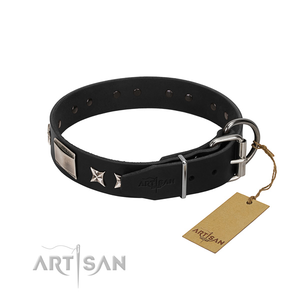 Top notch genuine leather dog collar with rust resistant traditional buckle